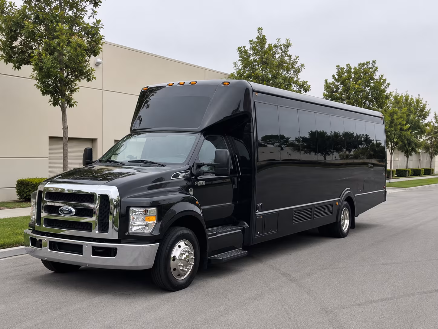 Passenger watching the Irvine scenery during a regional party bus road trip