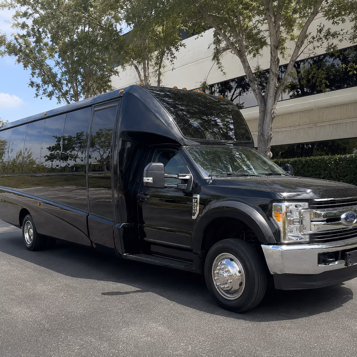 Irvine Birthday, Sweet 16, & Quinceañera Transportation group transportation