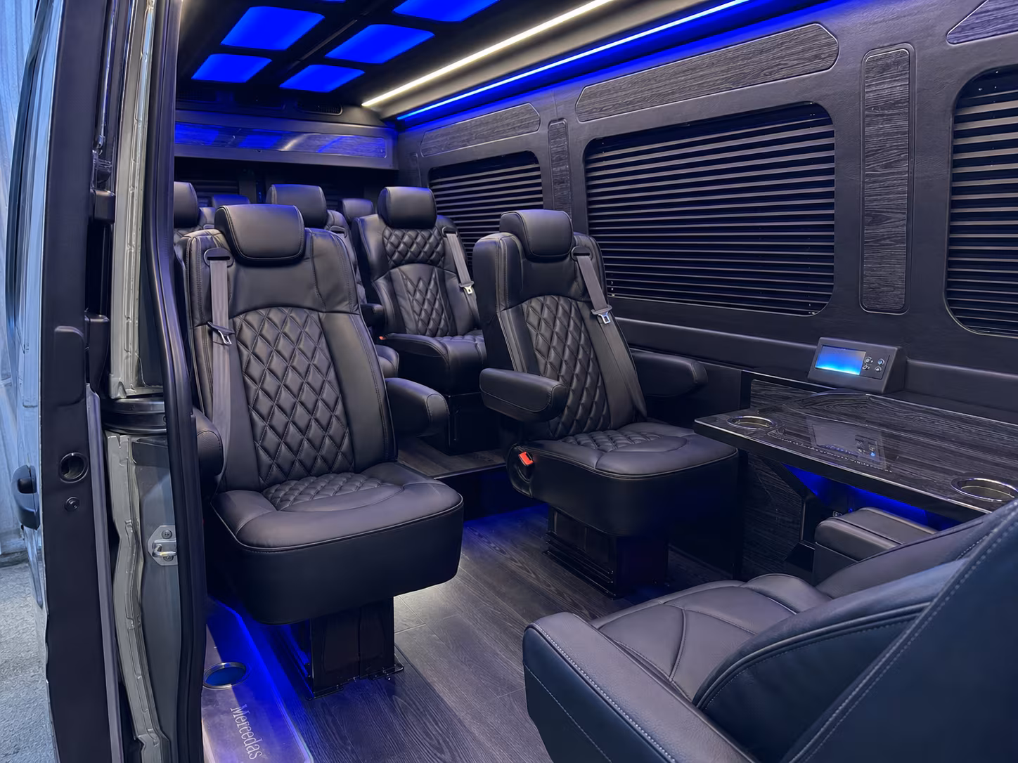 Newport Beach Wedding Transportation & Shuttle Service